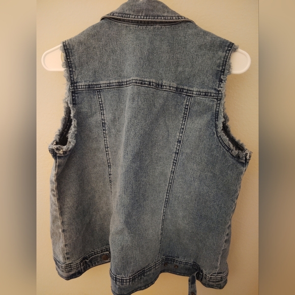 DG2 by Diane Gilman Blue Denim Vest - Picture 6 of 6